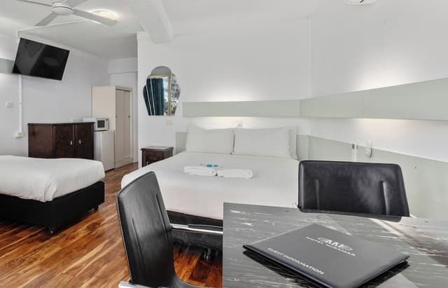 River Vista Room Grande