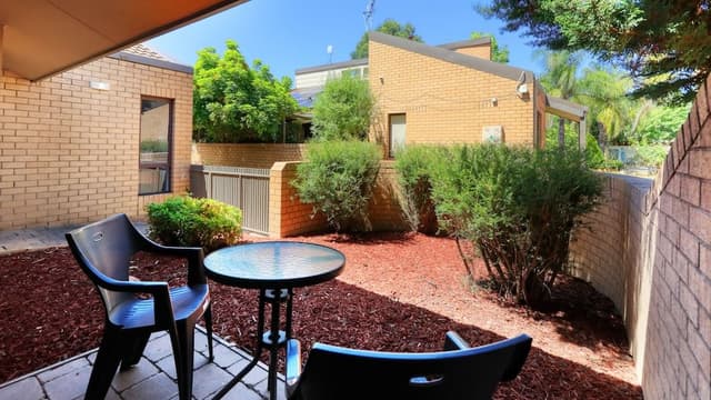 One Bedroom Apartment