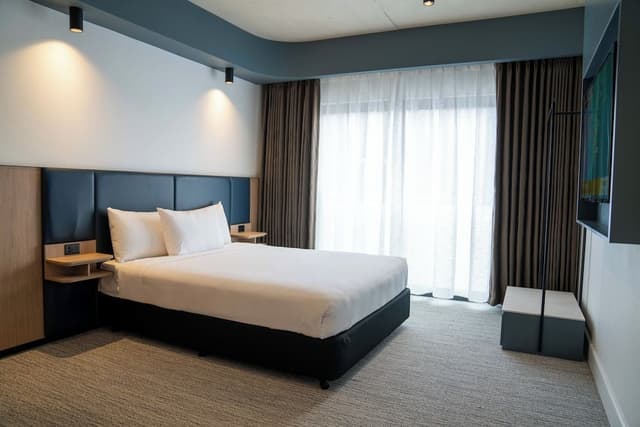Deluxe Studio Suite