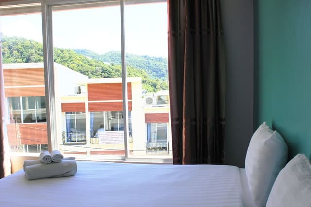 City Room, 1 Queen Bed with Sofa bed, Non Smoking, City View