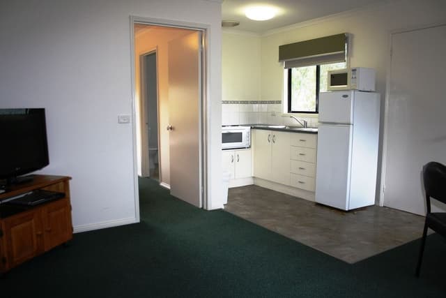 Ensuite Cabin
