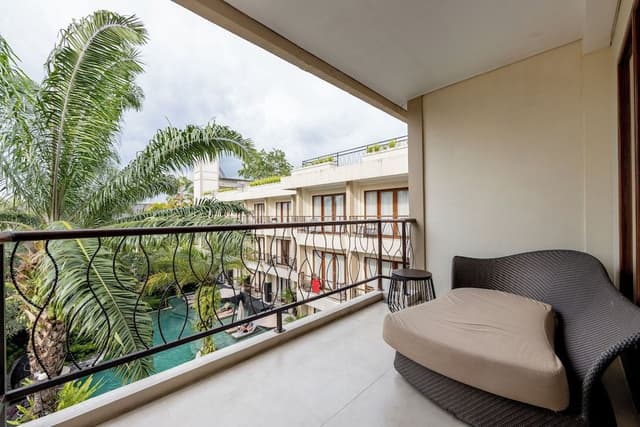 Suite Room with Lagoon View