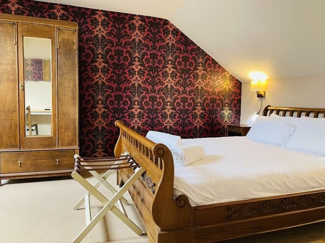 Double Room, Ensuite (Large)