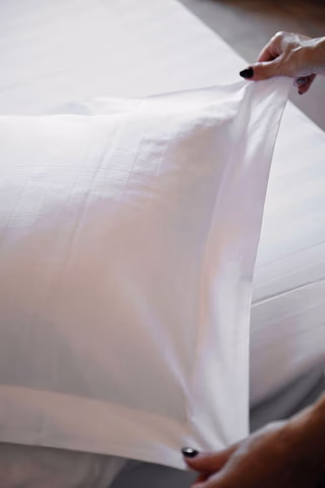 Romantic Double Room (Acero Porpora)