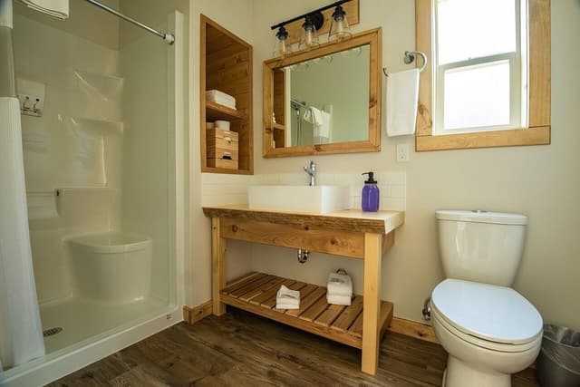 Premier Cabin