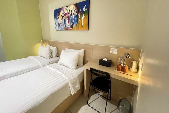 Standard Twin Room