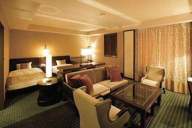 Suite Room