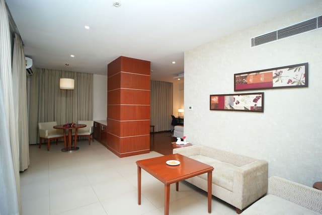 Executive Suite