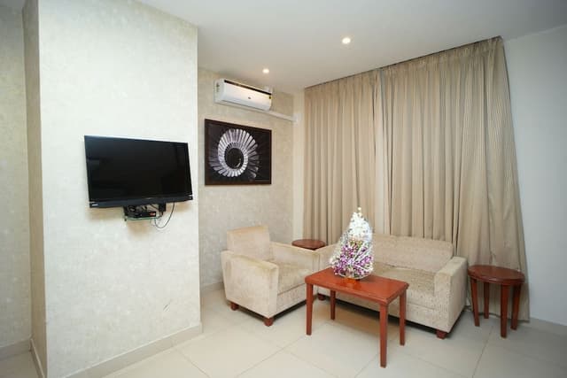 Executive Suite