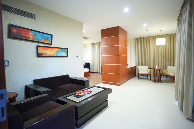 Executive Suite