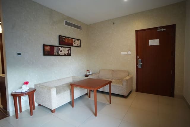 Executive Suite