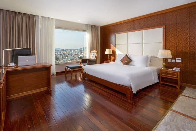 Presidential Apartment, 3 Bedrooms, Lake View