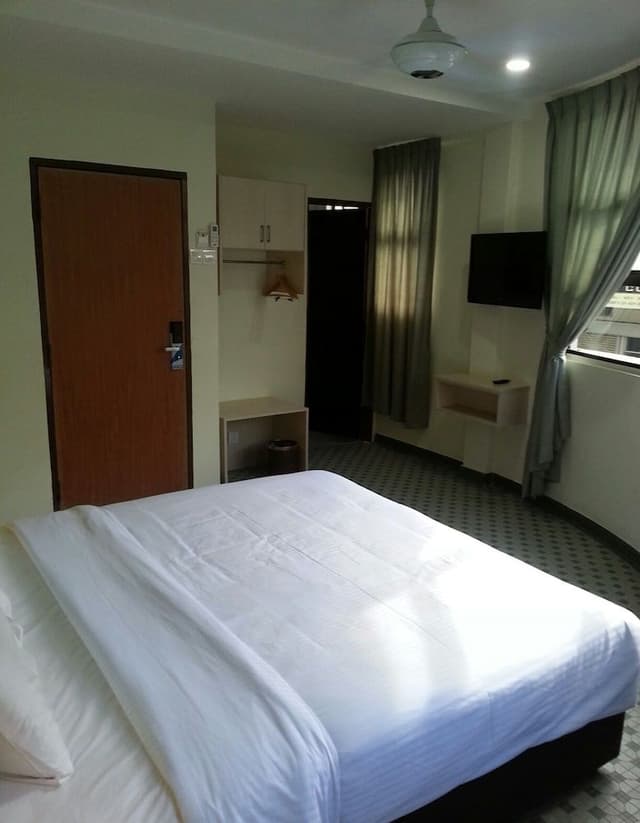 Studio, 1 King Bed