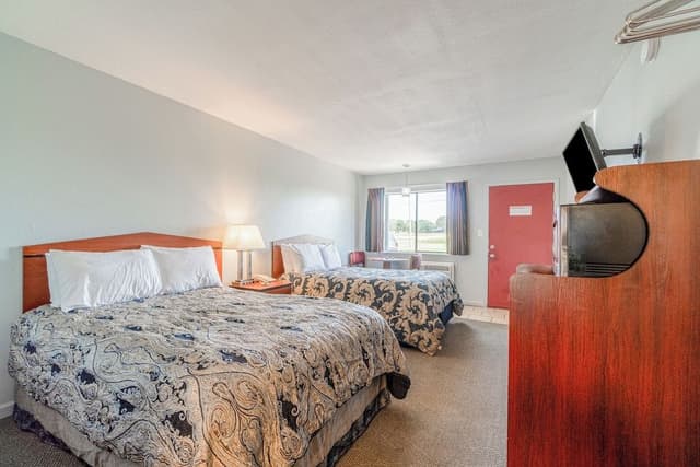 Room, 2 Double Beds, Smoking
