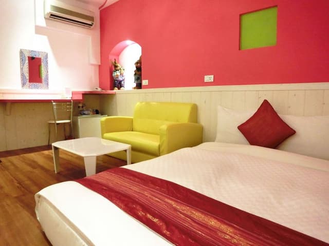Standard Double Room, No Windows