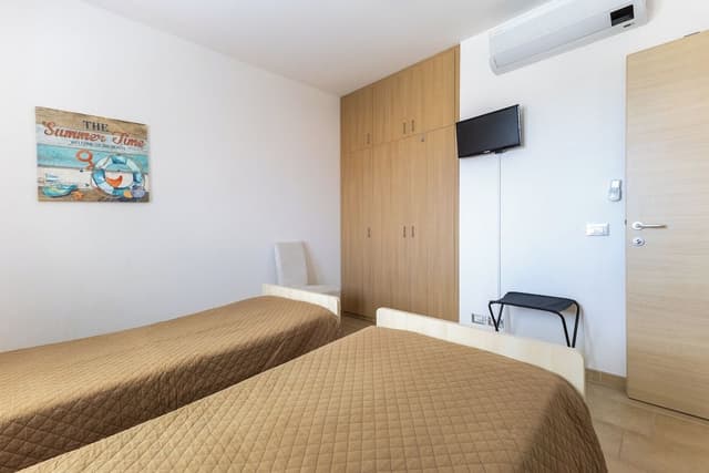 Apartment, 2 Bedrooms, Smoking, Balcony