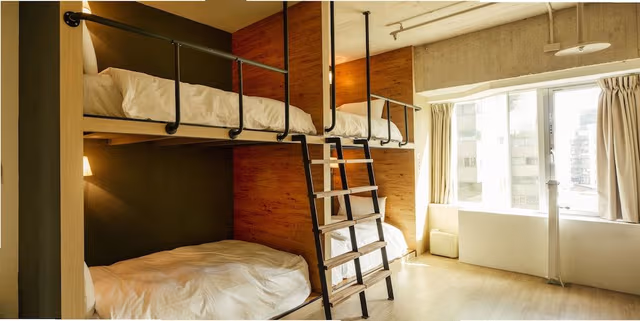Buddy Room (Shared Bathroom)
