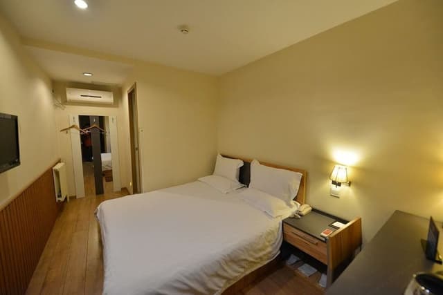 Elite Room