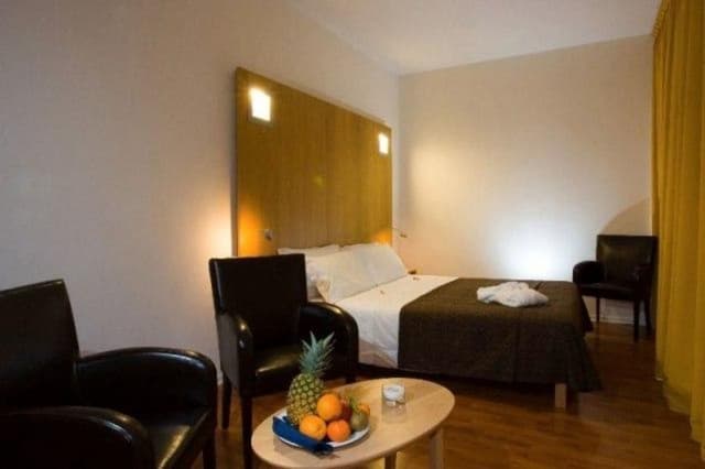 Deluxe Room, 1 Queen Bed