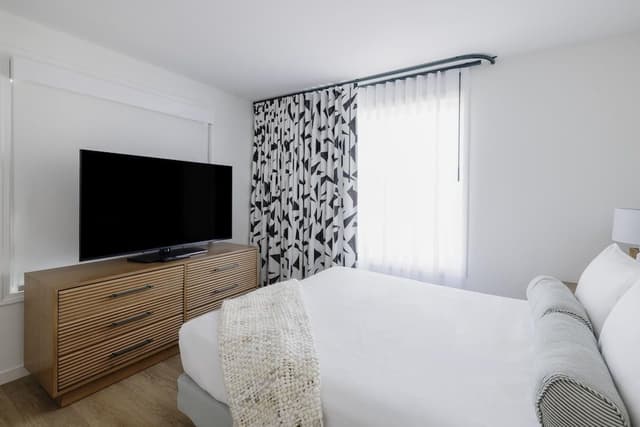 Townhome, 3 Bedrooms, 2 Bathrooms