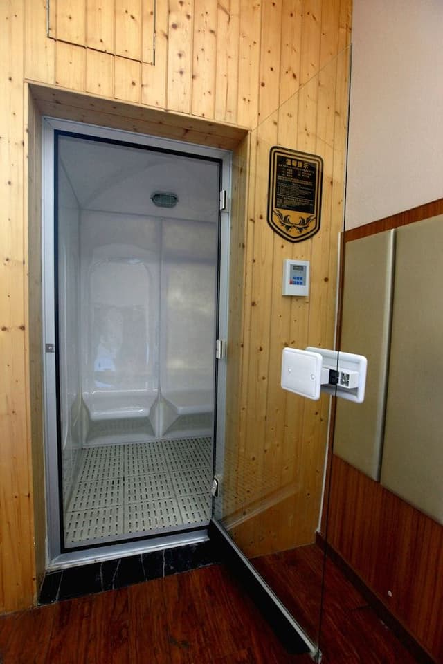 Sauna King Room