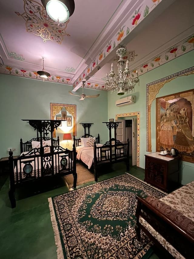 Royal Chamber