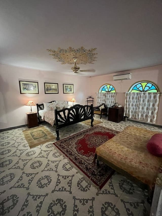 Royal Chamber