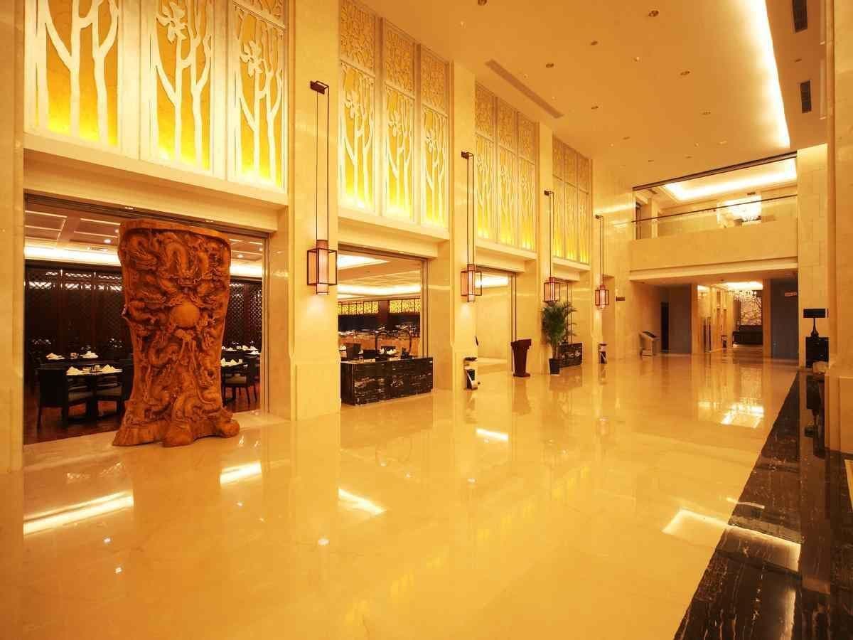 โรงแรมไหหยาง เชงหลง เจียนกวง