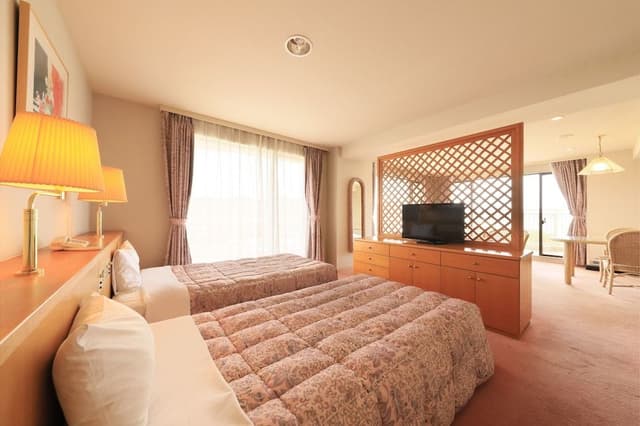 [Ocean View] Twin Room (Non-Smoking)