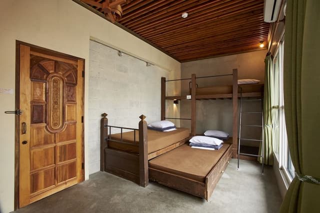 Economy Quadruple Room, Multiple Beds, Shared Bathroom, City View