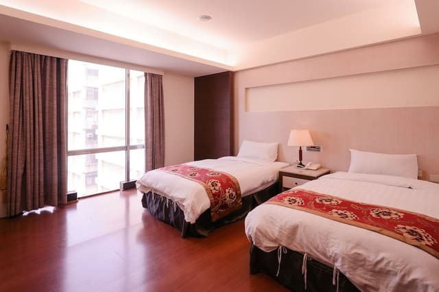 Deluxe Twin Room