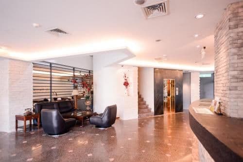 โรงแรมโวเดนบิซิเนส