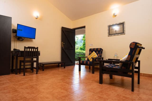 Deluxe Suite, Garden View