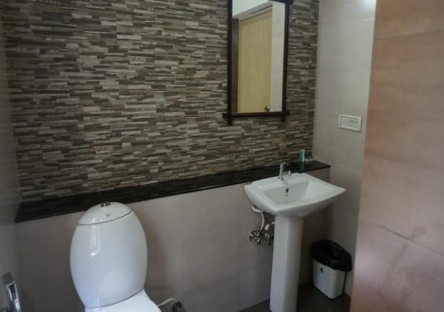 Suite with Garden View