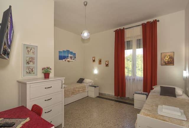 Double Room, 1 Queen Bed, Private Bathroom, City View