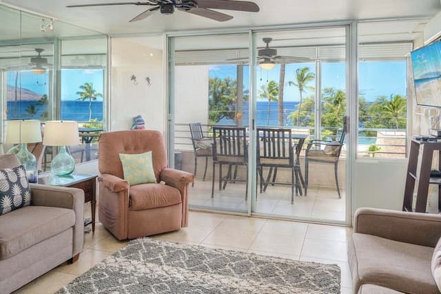 Condo, 1 King Bed with Sofa bed, Balcony, Ocean View (Kamaole Beach Royale 404)