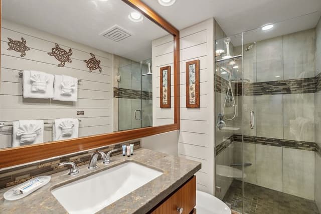 Condo, 1 King Bed with Sofa bed, Balcony, Ocean View (Kamaole Beach Royale 405)