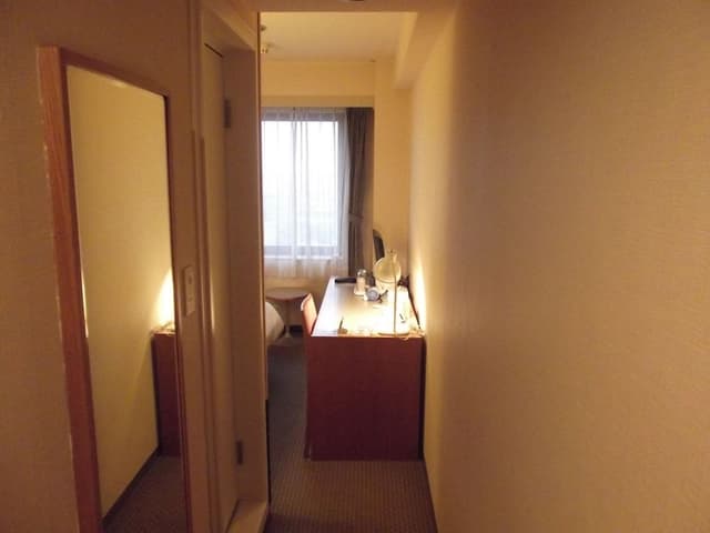 Single Room, Smoking