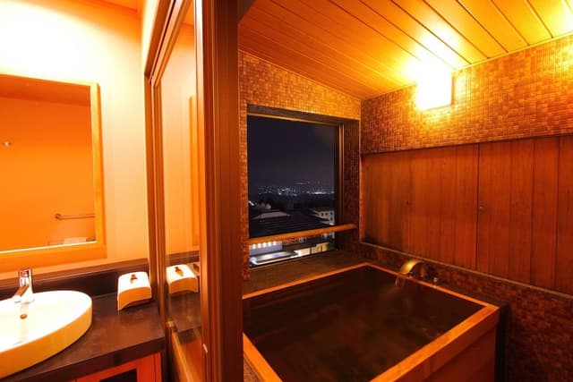 Special Room (8 tatami mat, triple bed, living room) Non Smoking