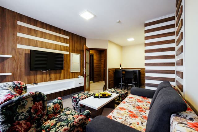 One-Bedroom Apartment Lux