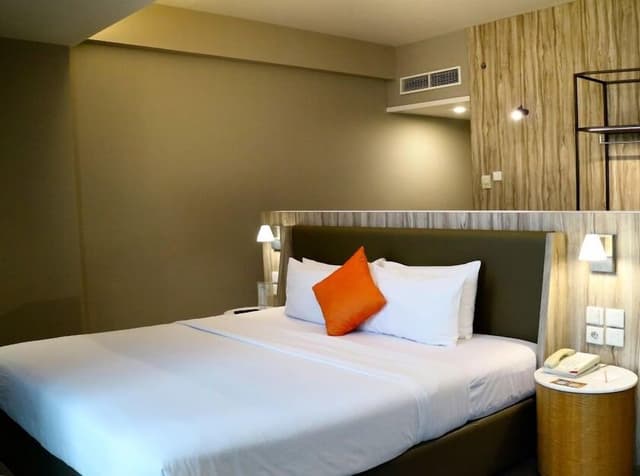 Executive Room