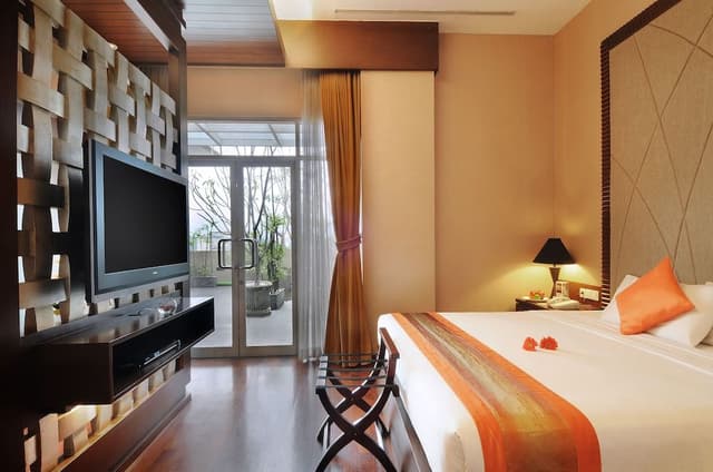 The Luxton Suite Room
