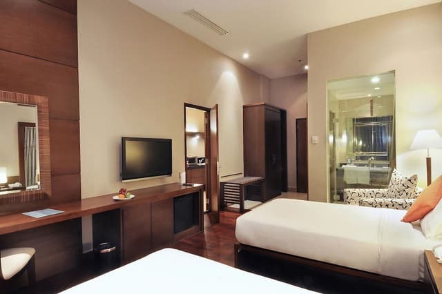 The Luxton Suite Room