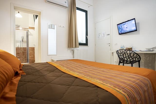 Standard Double or Twin Room, 1 Bedroom, Private Bathroom