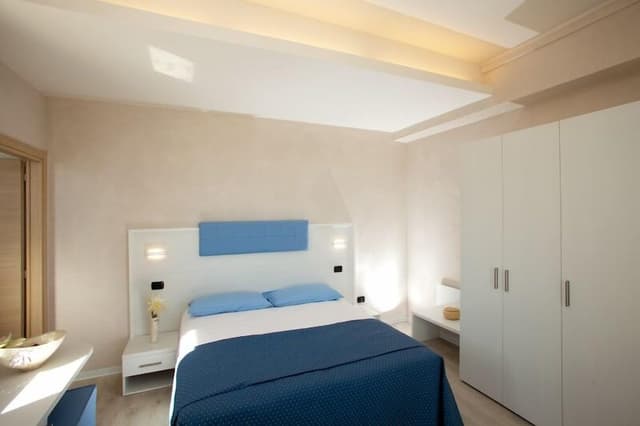 Double or Twin Room, Partial Sea View