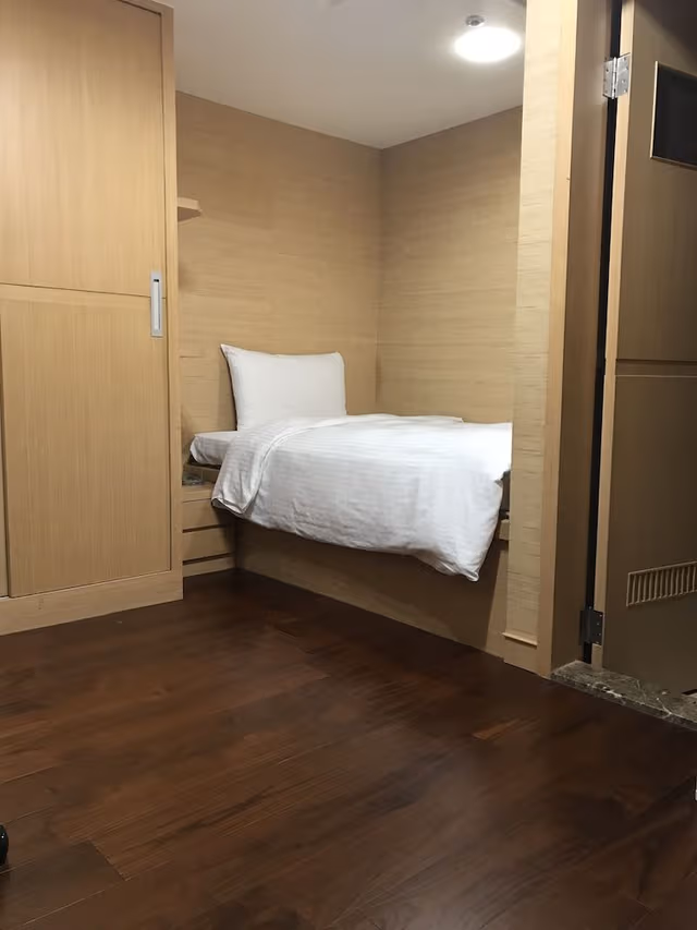 Economy Single Room