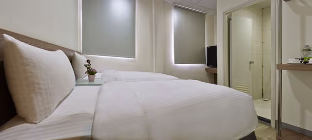 Standard Twin Room