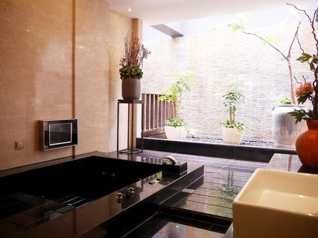 Exclusive Double Room, Bathtub