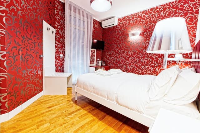 Classic Double or Twin Room, Balcony (Pettirosso)