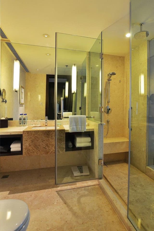 premier king room, guest room, 1 king, city view